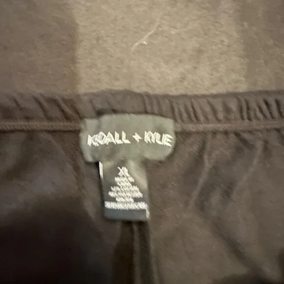 Black Kendall + Kylie's solid French terry pants 7224 NWT Boutique - Picture 5 of 10